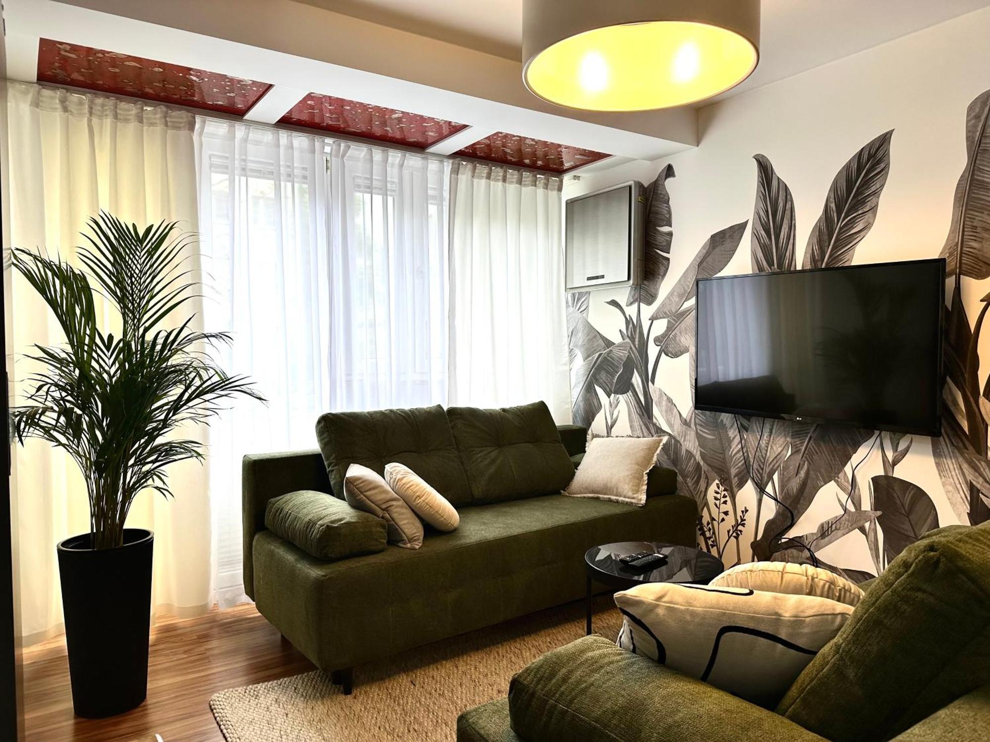Laciarska Apartment ~ 200M Main Square ~ Self Check-In 20H Wroclaw Dış mekan fotoğraf